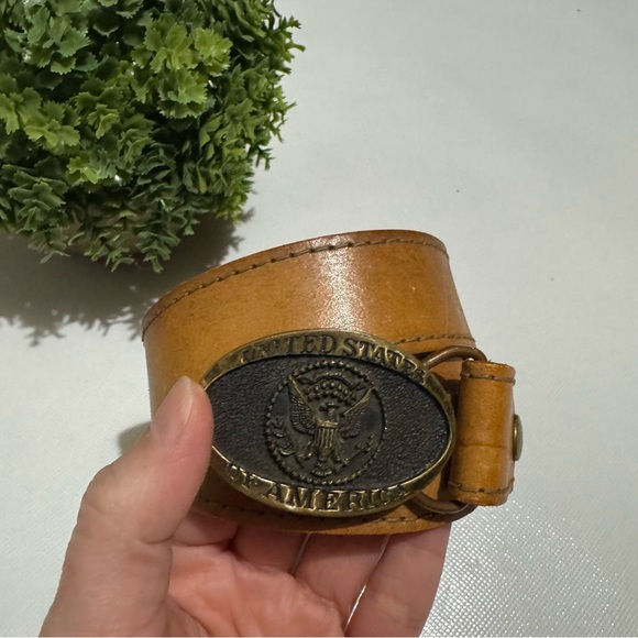 Vintage United States of America Brass Belt Buckle Heritage Mint Leather Belt 32 - Picture 1 of 5